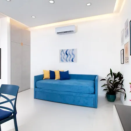Estate4home - Blue Margar Sorrent